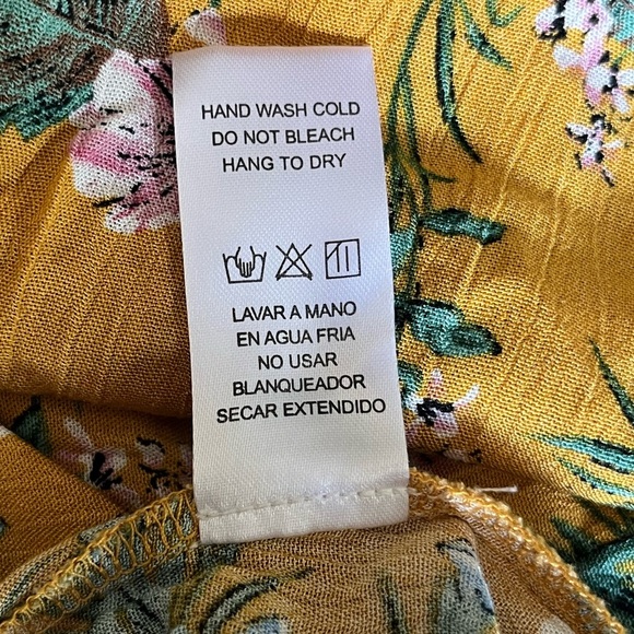 Doe & Rae Yellow Floral Asymmetrical Tank Top - Picture 8 of 8